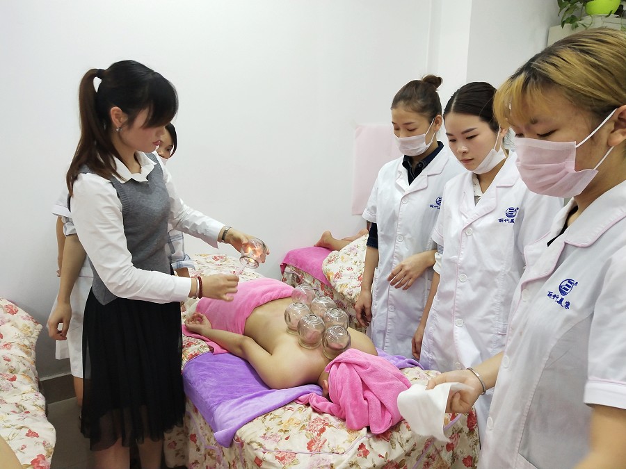 南寧美容師拔罐教學(xué)培訓(xùn)，你了解拔罐嗎