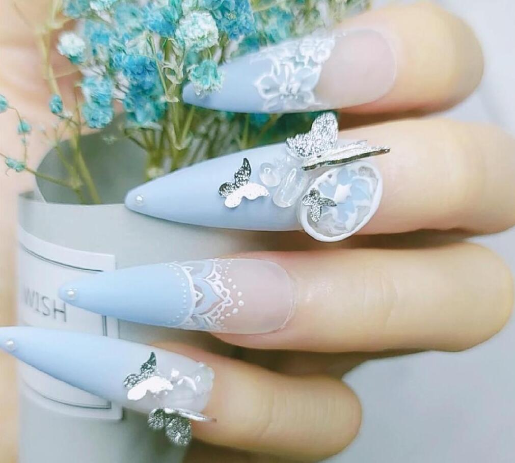 南寧美甲學校：蝶戀花美甲，讓你指尖生花