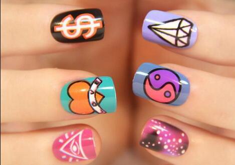 南寧美甲學(xué)校：美甲封層有什么作用