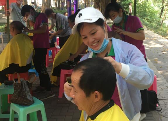 麗竹美發(fā)學(xué)員，歡迎你們常常來