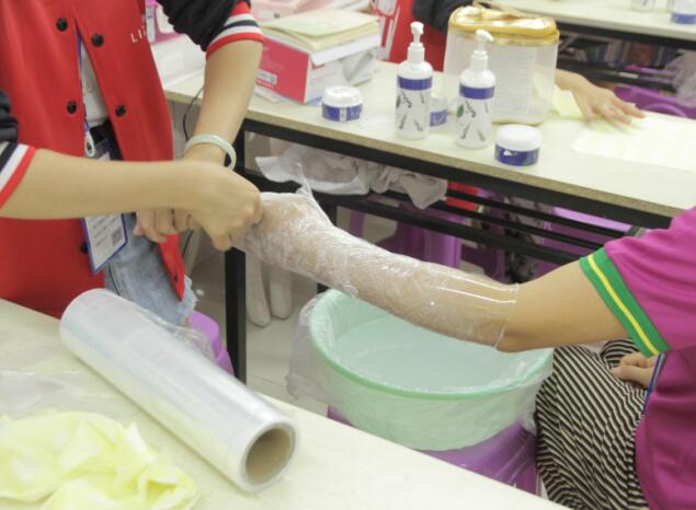 南寧美甲學校：美甲與美容手部護理的不同