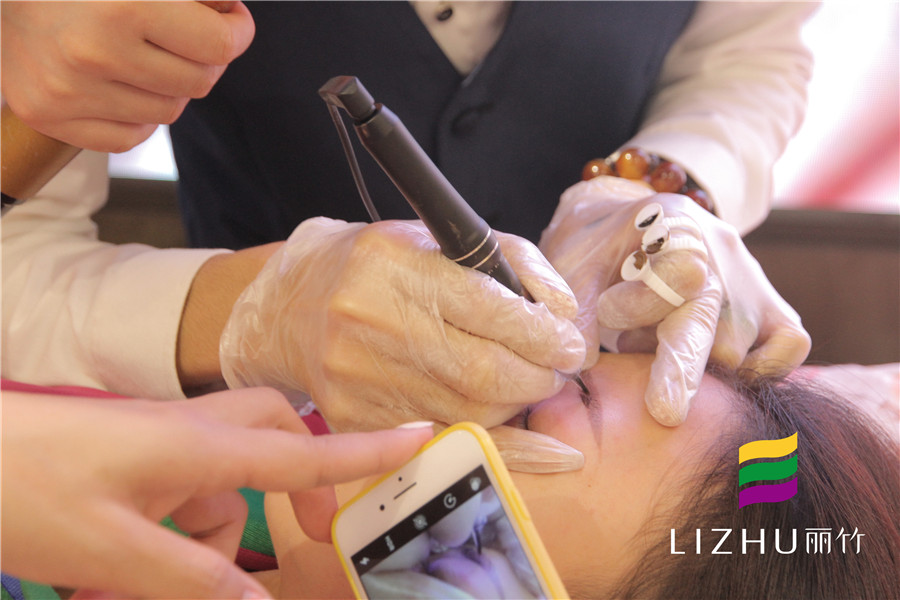 六種眉毛的紋繡操作方法，南寧紋繡培訓(xùn)學(xué)校分享