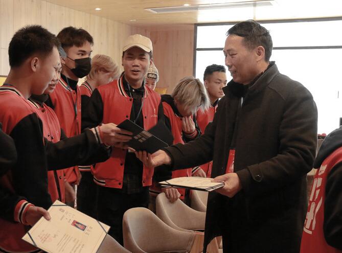 祝福麗竹2020美發(fā)全能班一帆風(fēng)順