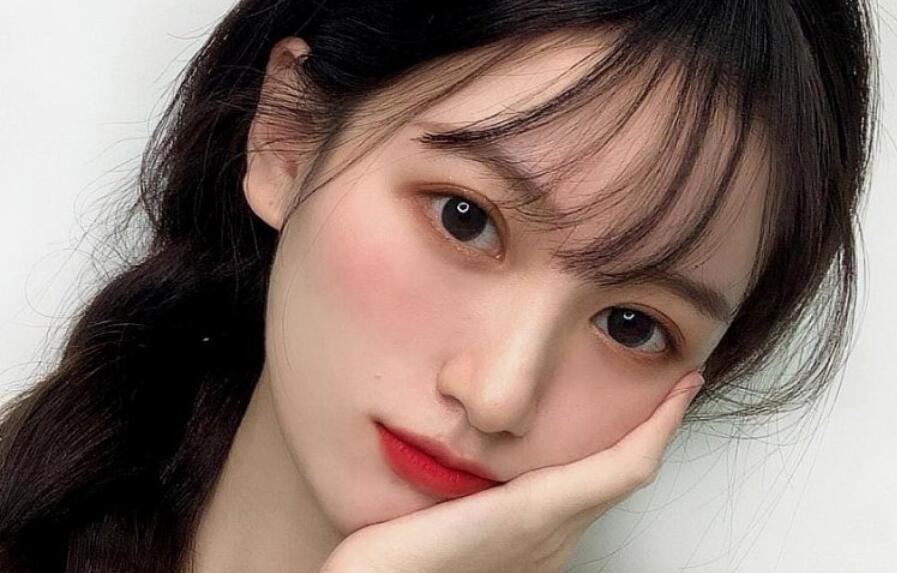 南寧彩妝培訓中心：春季元氣少女妝容