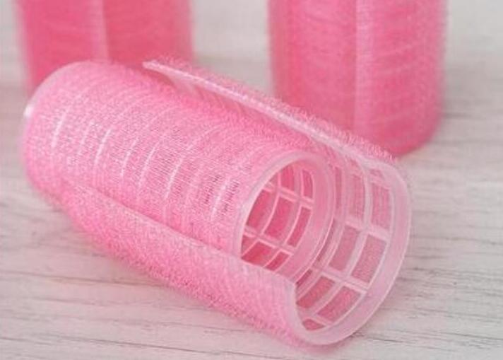 空氣劉海卷發(fā)筒怎么用？南寧正規(guī)美發(fā)學(xué)校教你用