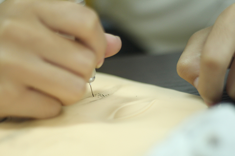 紋繡在假皮練習的技巧，南寧專業(yè)紋繡給你支招