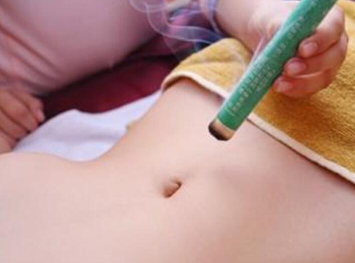 為什么要艾灸小腹？南寧有實(shí)力的美容學(xué)校告訴你