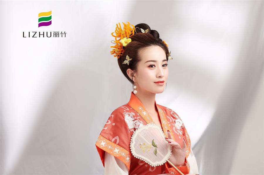 古代漢服妝容，展示南寧化妝學(xué)校專業(yè)性