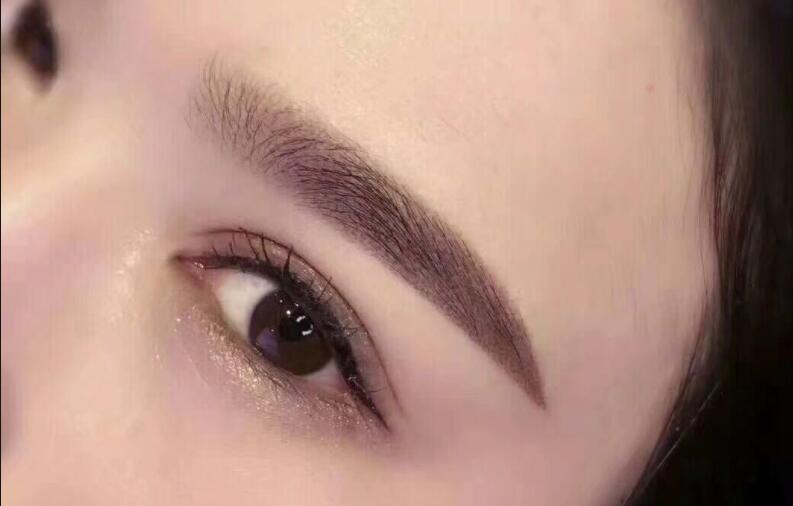 紋繡基礎(chǔ)知識內(nèi)容：紋眉補色后顏色會淡嗎？