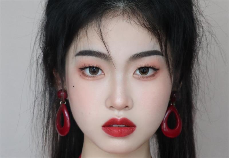 國風少女眼妝怎么畫？快來南寧專業(yè)化妝學?？纯?>
								
								<span id=