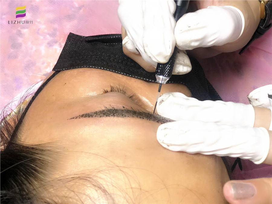 你的職業(yè)適合什么眉型？南寧紋繡培訓(xùn)幫你分析