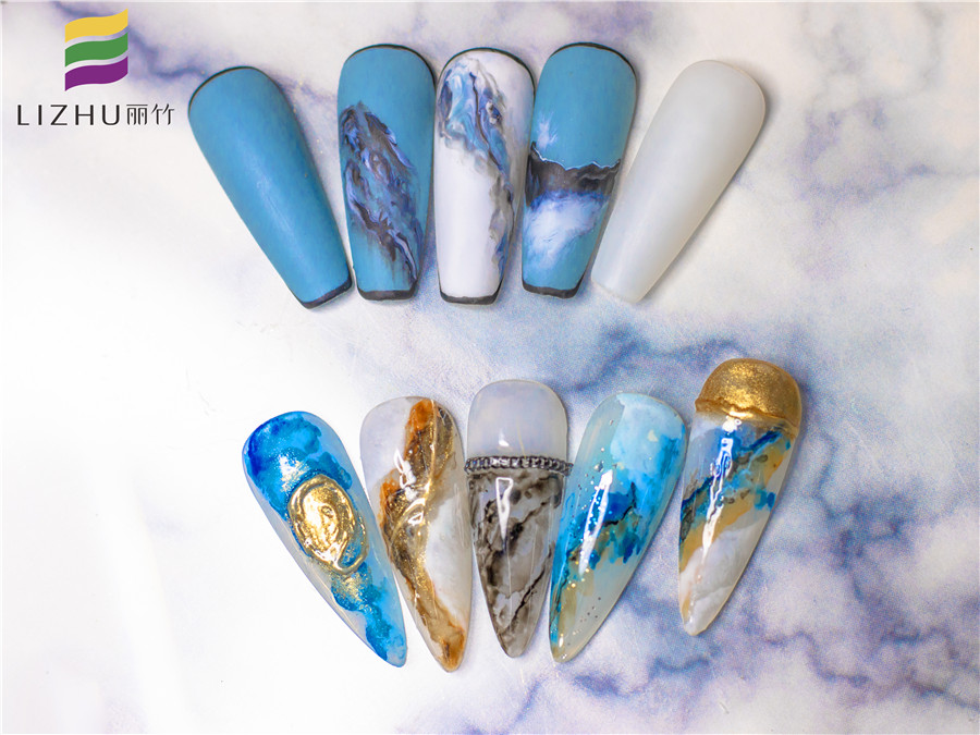 美甲暈染怎么做效果好？廣西美甲培訓(xùn)學(xué)校給你上課