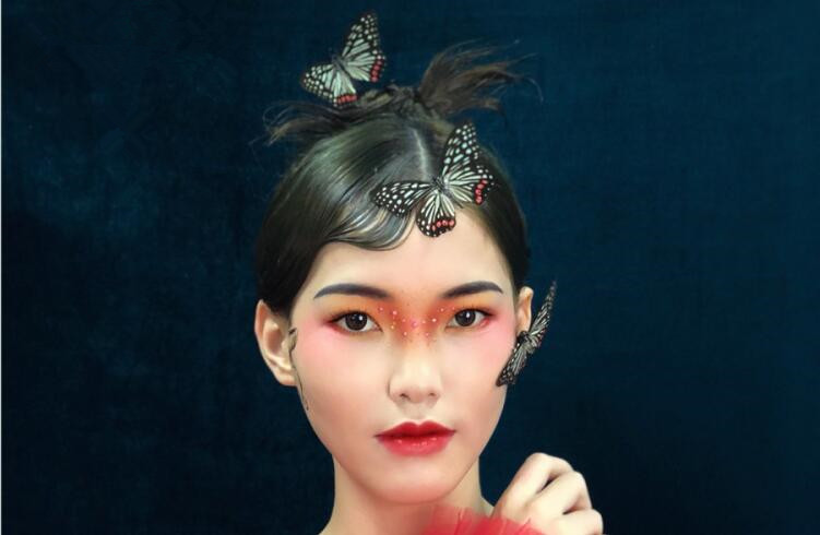 元?dú)夂麏y容，彰顯南寧學(xué)彩妝的學(xué)校哪家?guī)熧Y強(qiáng)