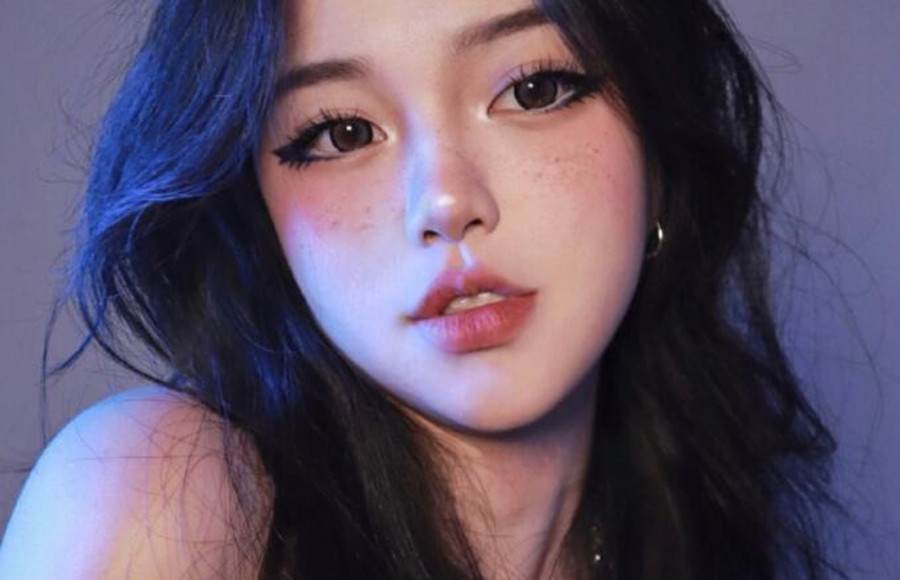 Egirl妝教程，南寧化妝學(xué)校找到了