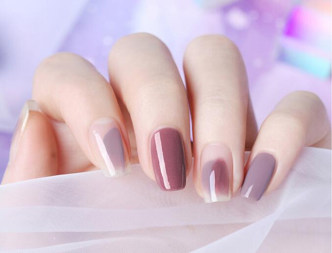 什么是跳色美甲？南寧學美甲的學校分享