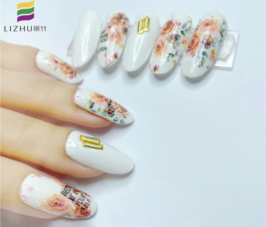 美甲貼怎么貼？廣西美甲學(xué)校分享教程