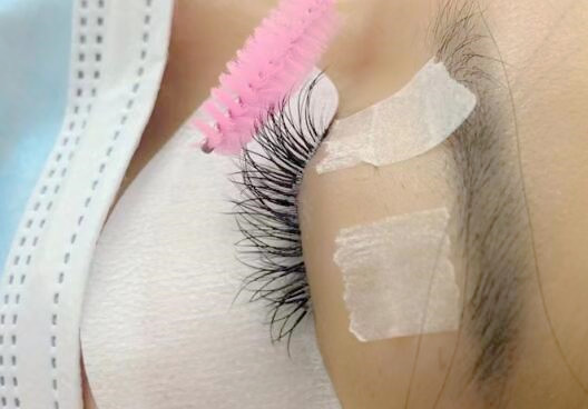 南寧哪里可以學(xué)美睫？南寧美睫學(xué)校哪家專業(yè)？