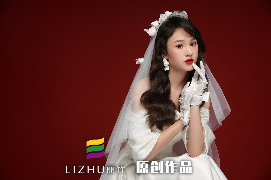 三角形臉型新娘妝怎么畫？南寧彩妝培訓(xùn)告訴你