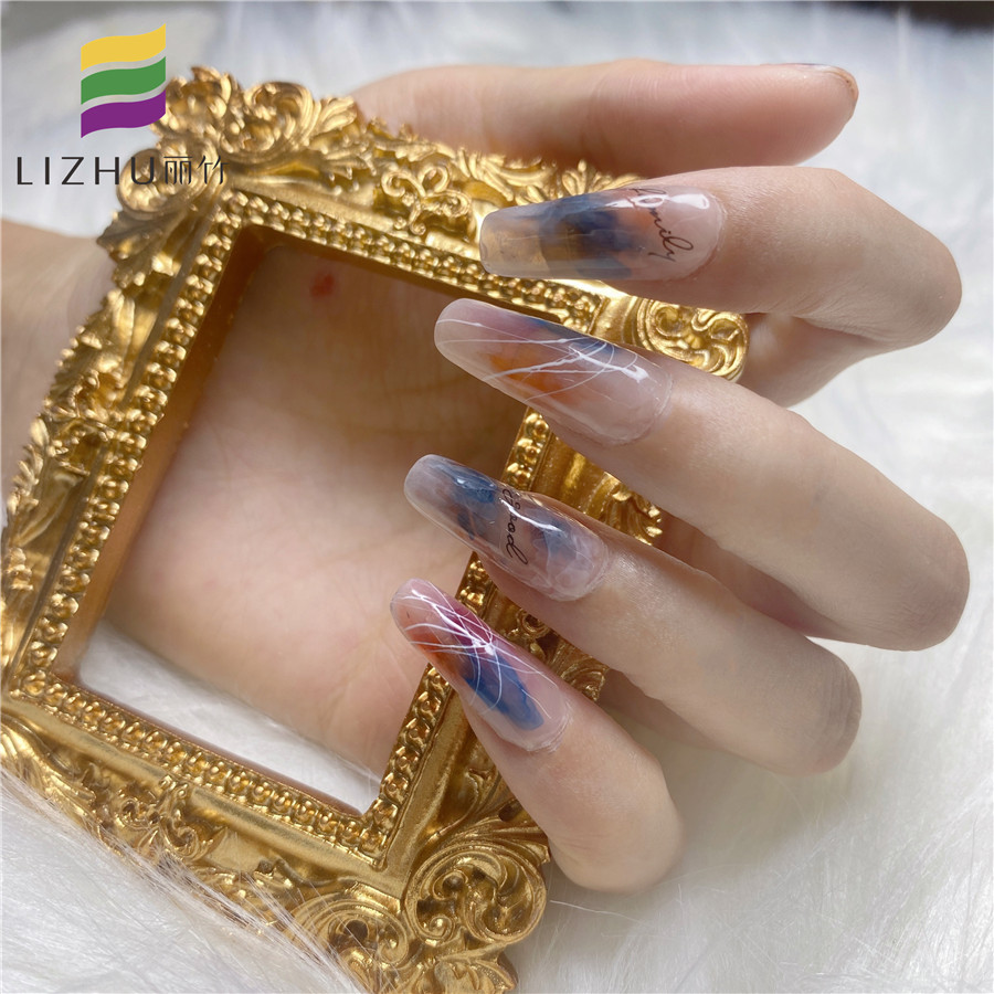 廣西哪里可以學(xué)日式美甲 ？日式美甲有什么特點