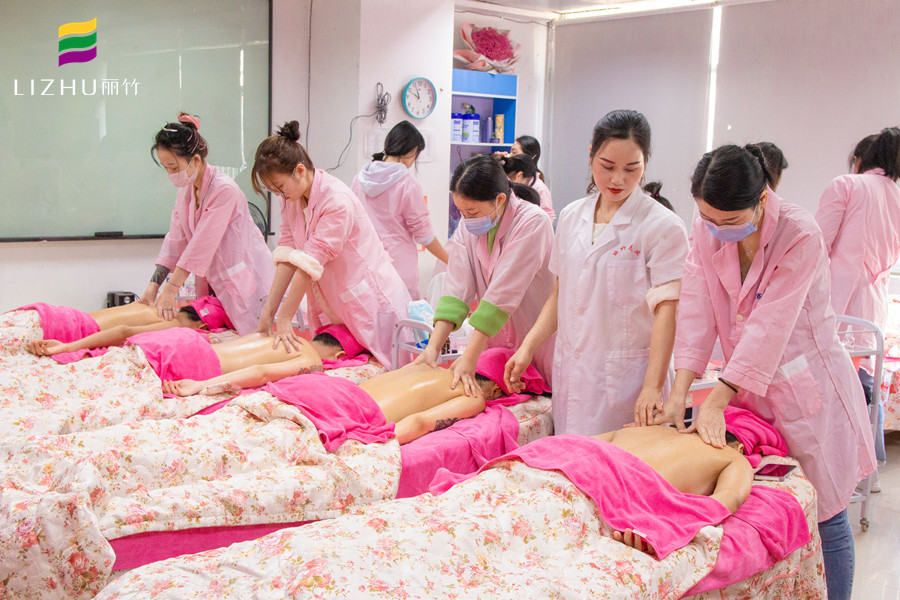 學(xué)肩部按摩注意事項(xiàng)，知道南寧哪里可以學(xué)肩頸按摩