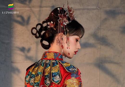 中式秀禾編發(fā)造型，麗竹時(shí)尚造型班作品