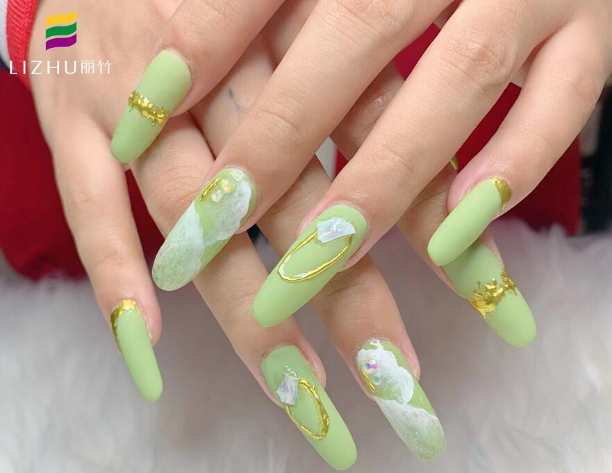 怎么挑選適合的指甲油顏色？南寧美甲基礎(chǔ)教程