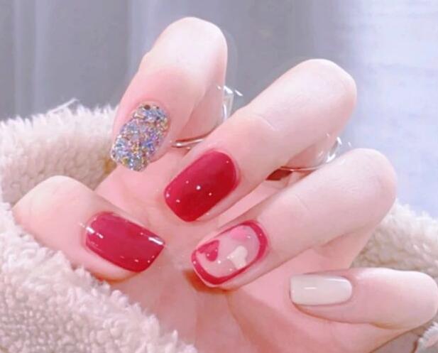 玫粉色美甲，廣西美甲學校帶你感受初戀的味道