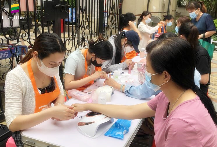 學(xué)美甲需要外出實踐嗎？南寧美甲學(xué)校專業(yè)分析