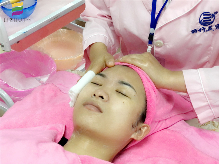 面部清潔教學(xué)，廣西美容皮膚管理培訓(xùn)內(nèi)容