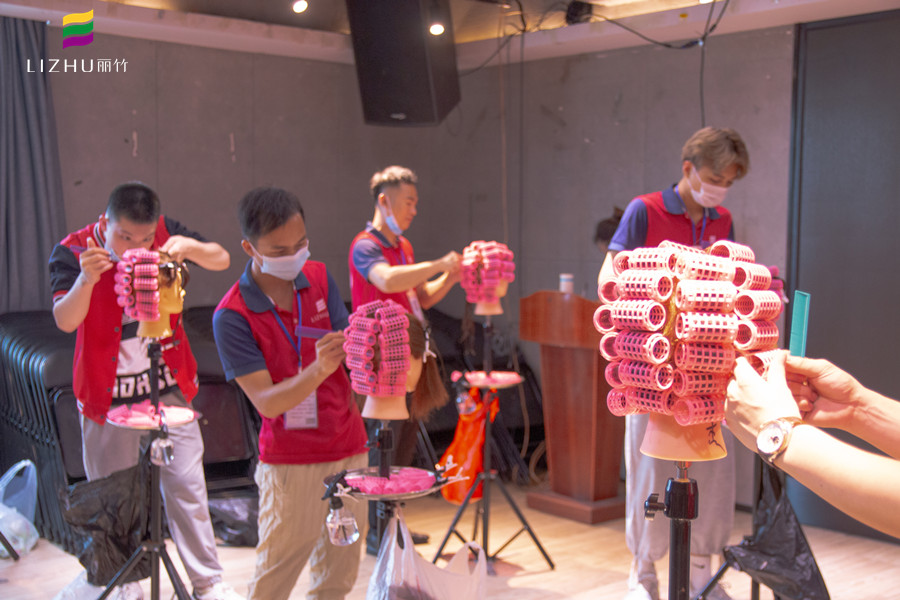 美發(fā)燙染師的考核標準，廣西專業(yè)正規(guī)美發(fā)學?？偨Y好了