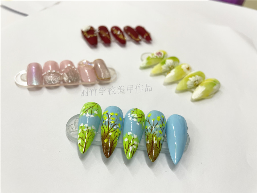 夏日美甲圖片顯白氣質(zhì)2022，南寧美甲培訓(xùn)專業(yè)作品