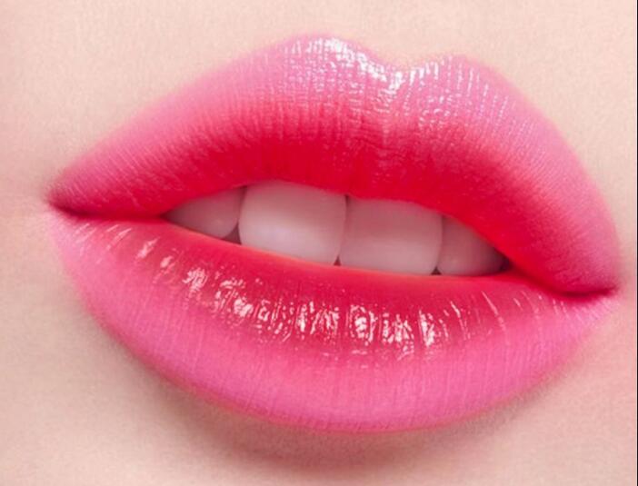 紋唇不同年齡如何選色？廣西眉眼唇學(xué)校課程