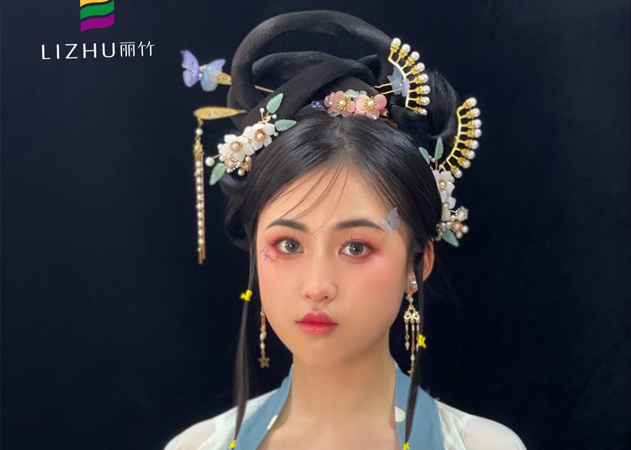 古代漢服造型，展現(xiàn)南寧有實(shí)力的彩妝學(xué)校