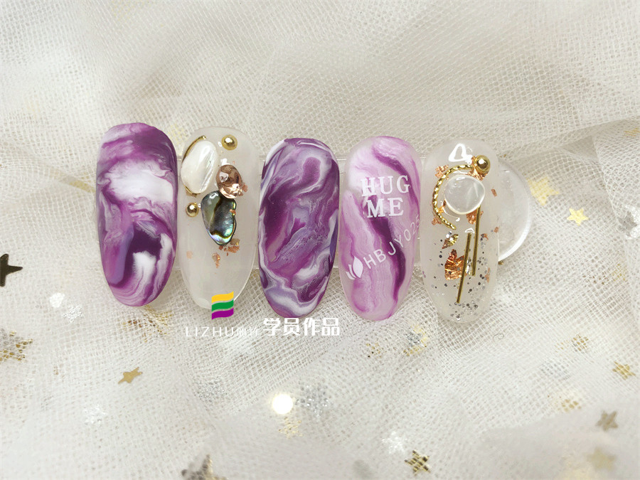 暈染美甲，麗竹專業(yè)美甲師學(xué)校學(xué)員作品