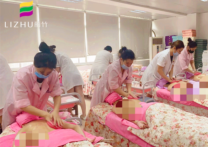 肩胛骨多久按摩一次比較好？南寧美容理論知識培訓