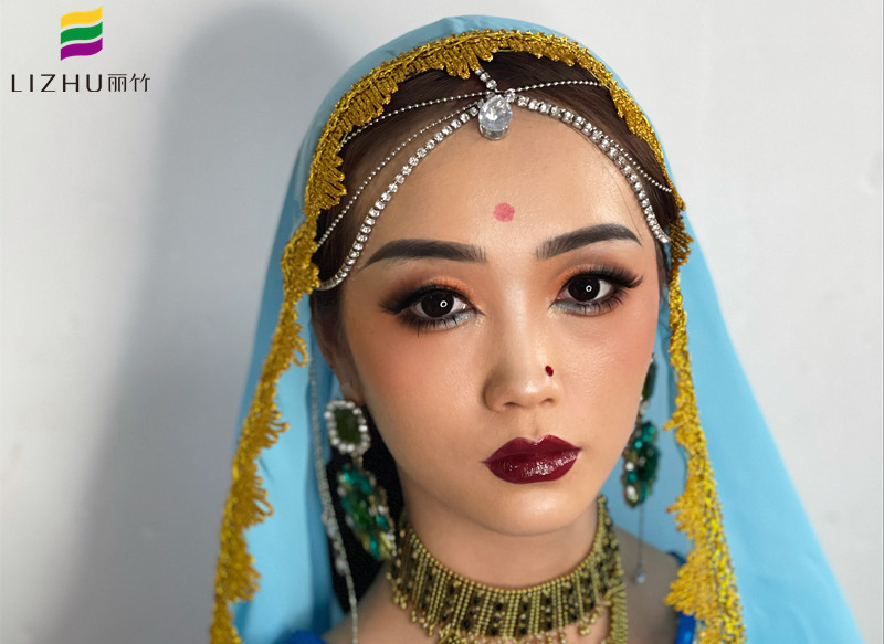 印度舞娘造型 ，性感撫媚又妖嬈