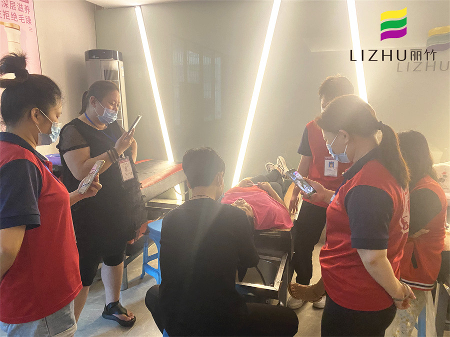 美發(fā)洗護課程:洗頭時如何控制洗發(fā)水用量？