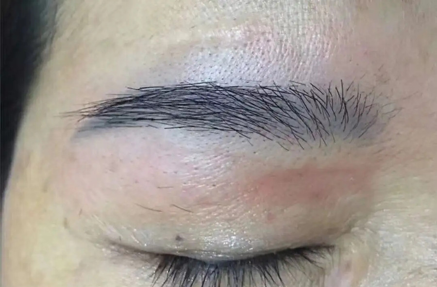 藍(lán)眉和紅眉形成的原因，看南寧紋繡培訓(xùn)正規(guī)學(xué)校哪家好?