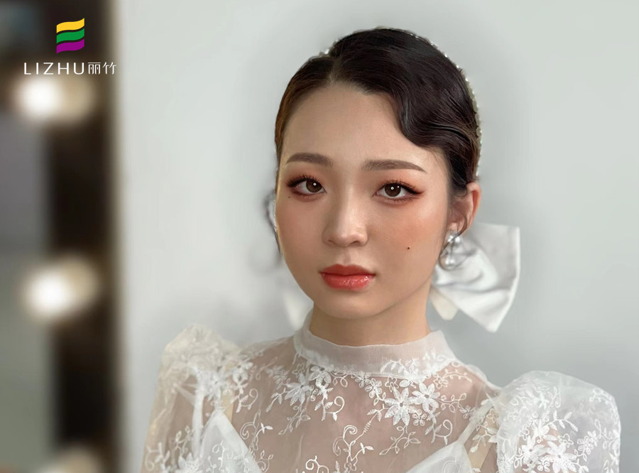 婉約韓式新娘 ，廣西專業(yè)化妝培訓(xùn)造型學(xué)校作品
