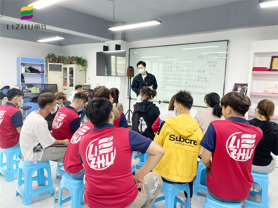 生姜洗頭的好處？南寧美發(fā)洗護學校理論講解