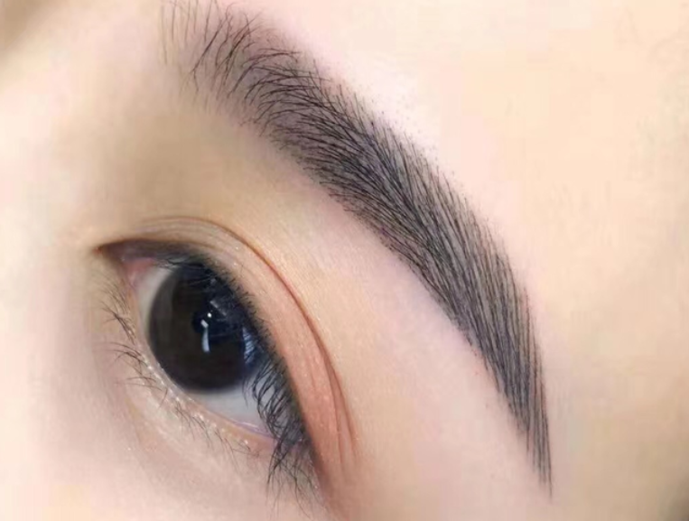 紋眉的價格怎么決定？南寧紋繡十大名校揭秘