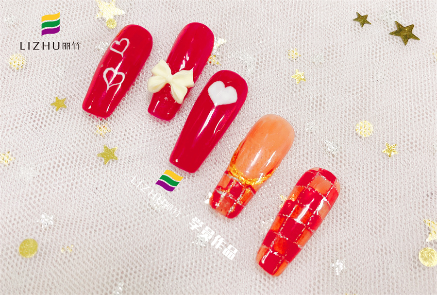 紅色婚禮美甲 、暈染液美甲、泡泡海洋風美甲 | 廣西正規(guī)培訓美甲