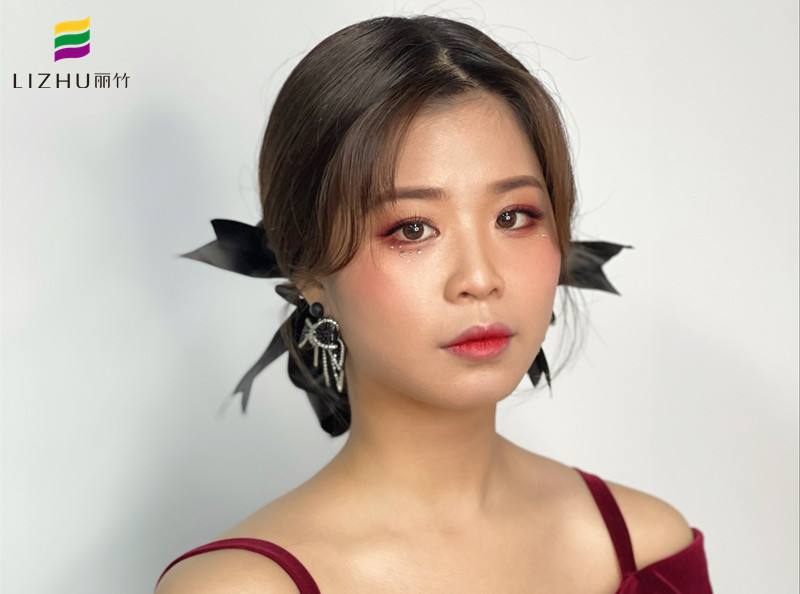 時尚簡約造型，廣西美妝師專業(yè)學(xué)校作品