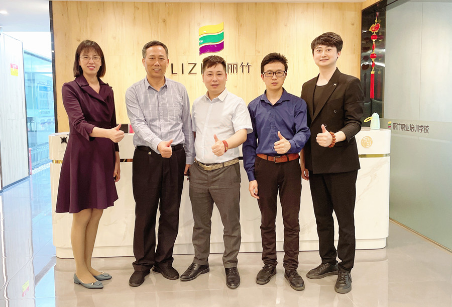 1681698456949636.jpg IMG_8772.JPG