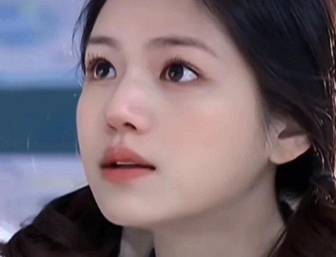 消腫減齡眼妝，廣西化妝基礎(chǔ)班教程