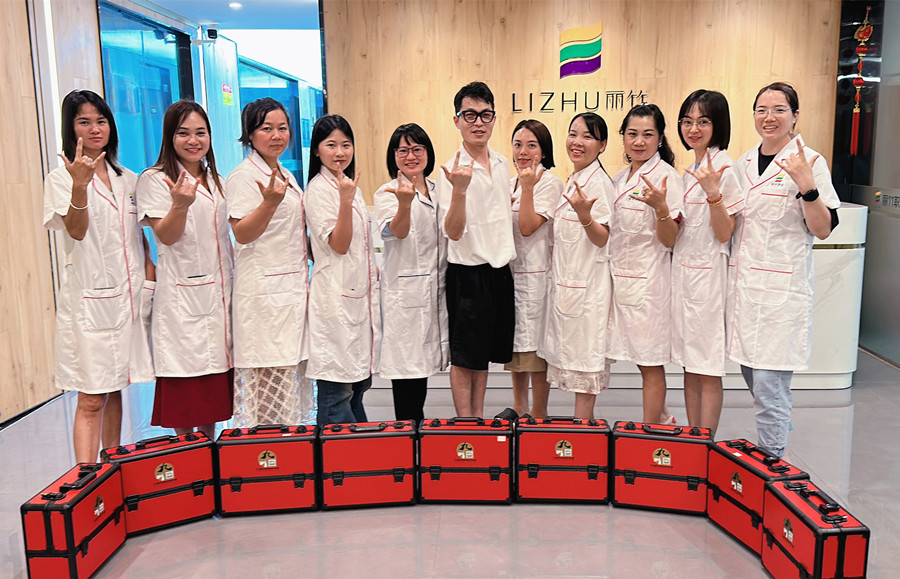 紋繡畢業(yè)感言：麗竹紋繡全能大師班，加油！