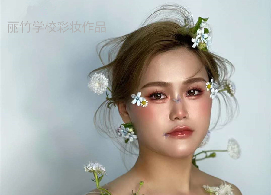 抽絲新娘造型，零基礎(chǔ)學(xué)化妝作品