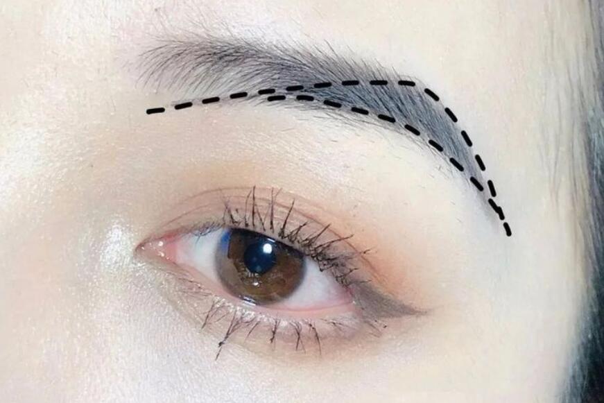 廣西紋眉：紋眉尾操作技巧