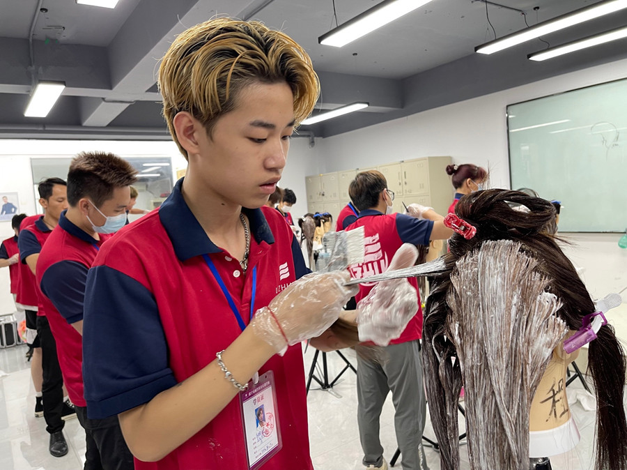 1696757272159705.jpg 9000.jpg