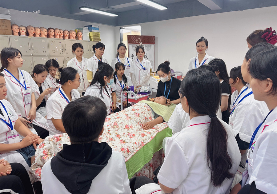 使用美容儀器注意事項(xiàng)，南寧美容儀器培訓(xùn)班教學(xué)